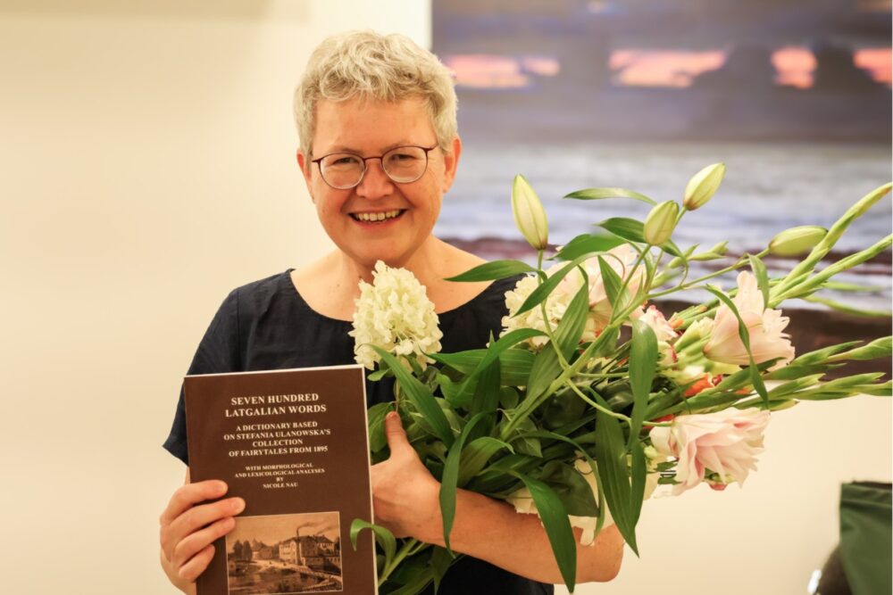 Viļānūs prezentāta profesoris Nikolis Nauys sastateituo Uļanovskys puorsoku tekstu vuordineica (+FOTO)